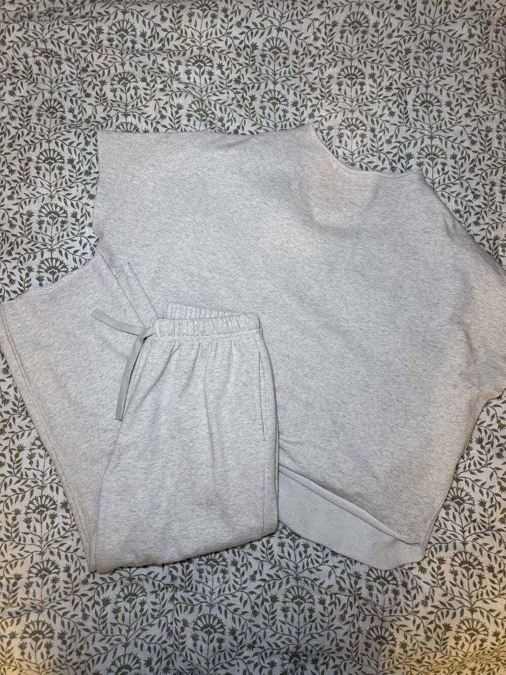 Brandy Melville Heather Grey Sweatshirt And Sweatpants Set